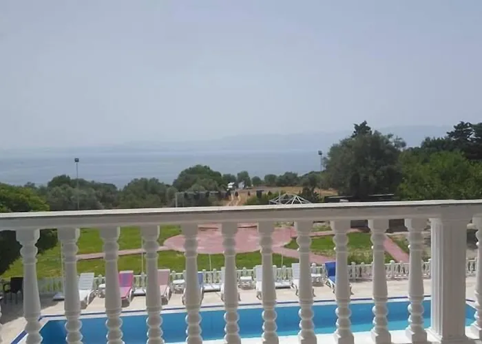 Dream Ayasaranda Çeşme